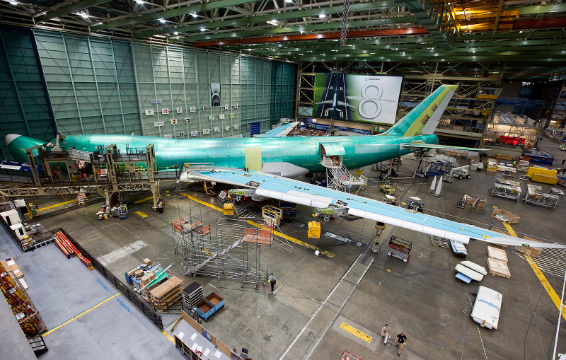 Illustration for article titled The Stunning Factory Porn Of Aircraft Assembly Lines
